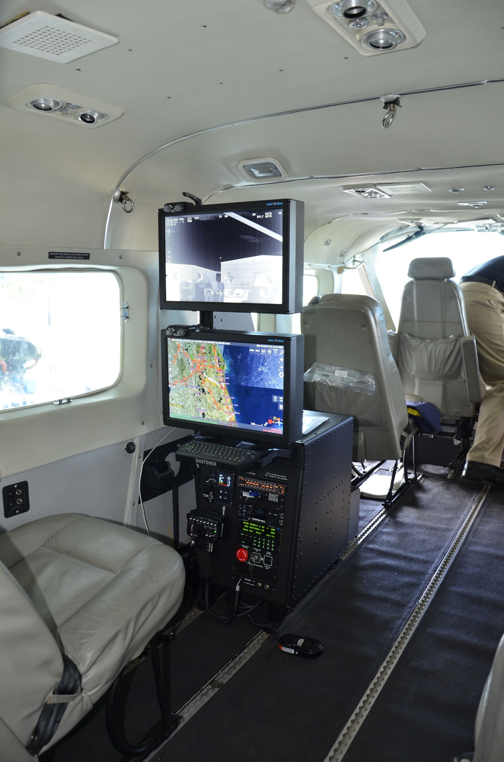 cessna 208 stc slim console image
