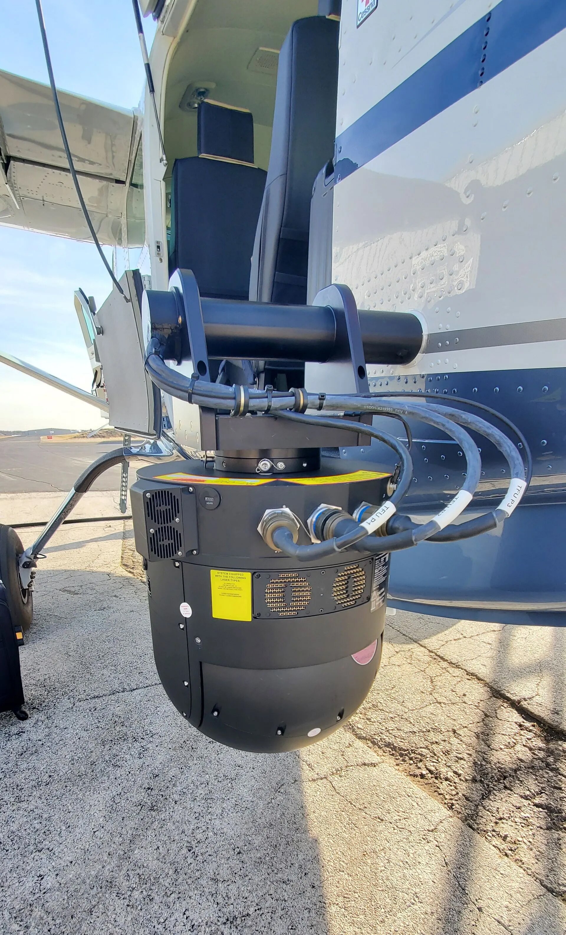Cessna 208 Sensor Mount Image